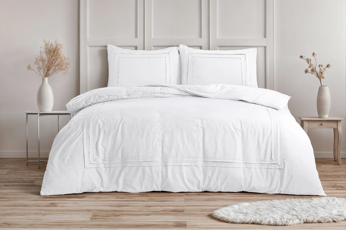 Sleeptime dekbedovertrek Tailored Wit - Microvezel