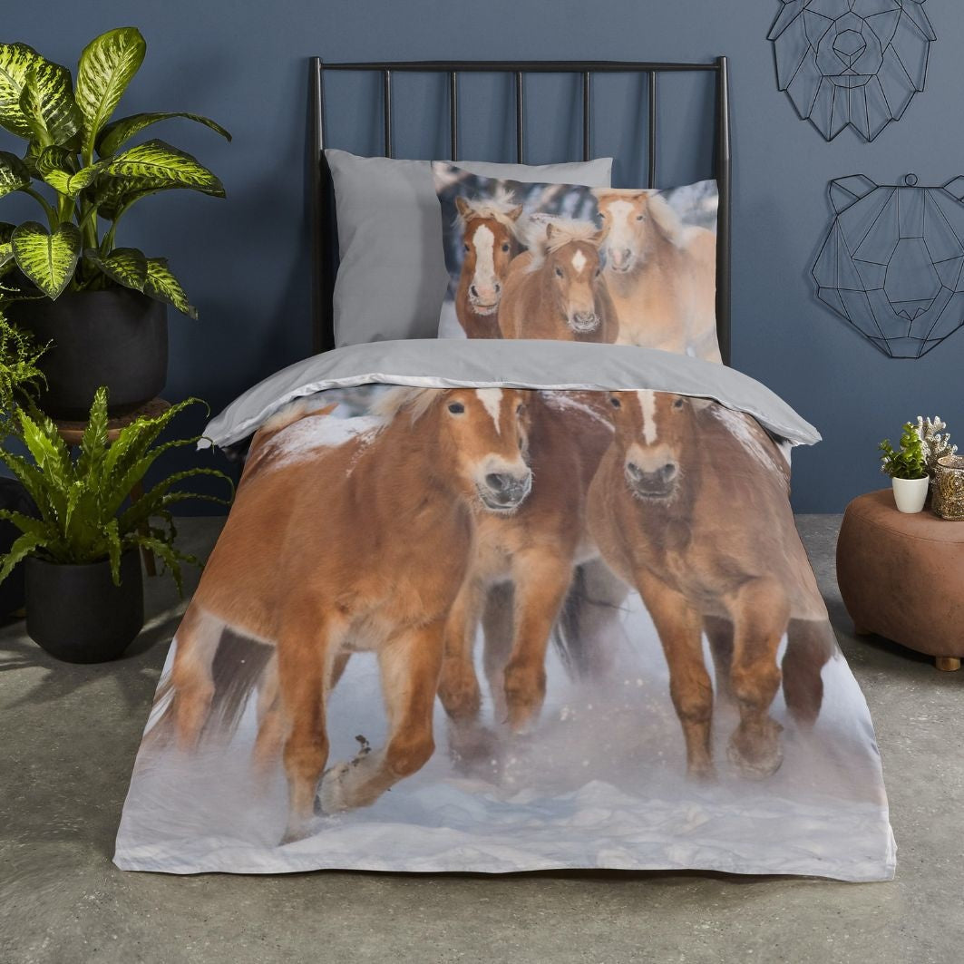 Good Morning kinderdekbedovertrek pony's - flanel - eenpersoons (140x220 + 60x70 cm)