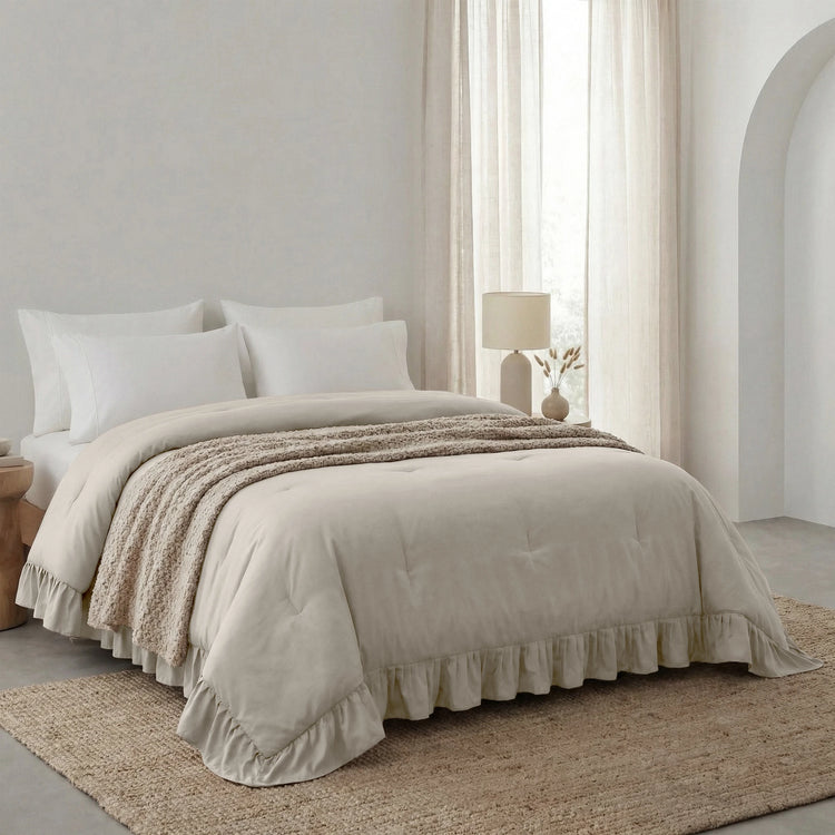 Lazy dekbed en overtrek in 1 - Ruffles - exclusief kussensloop - Beige/Grijs - zijaanzicht