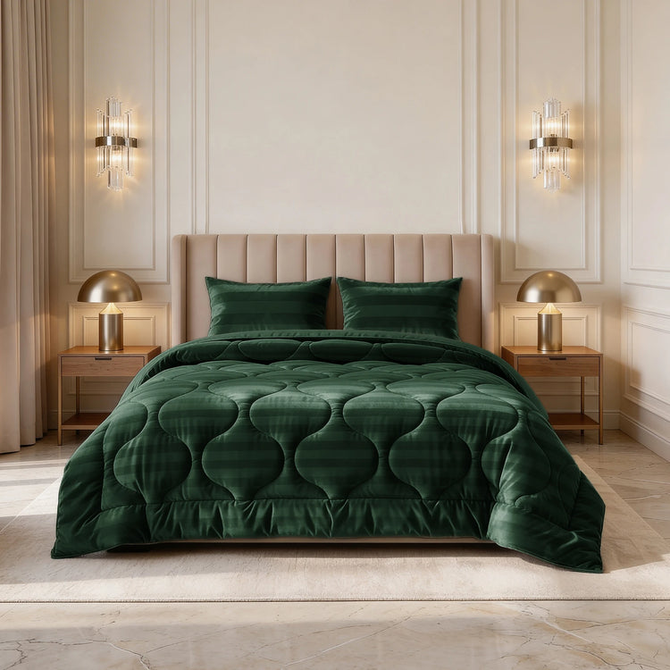 Sleeptime Lazy dekbed en overtrek in 1 - Hotel Velvet - exclusief kussensloop - Donker Groen - sfeerfoto